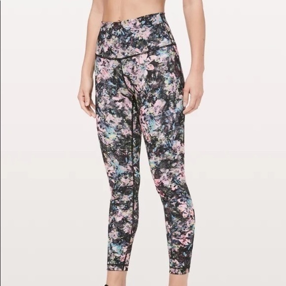 Lululemon Wunder Under HR Tight 25FLN size 4